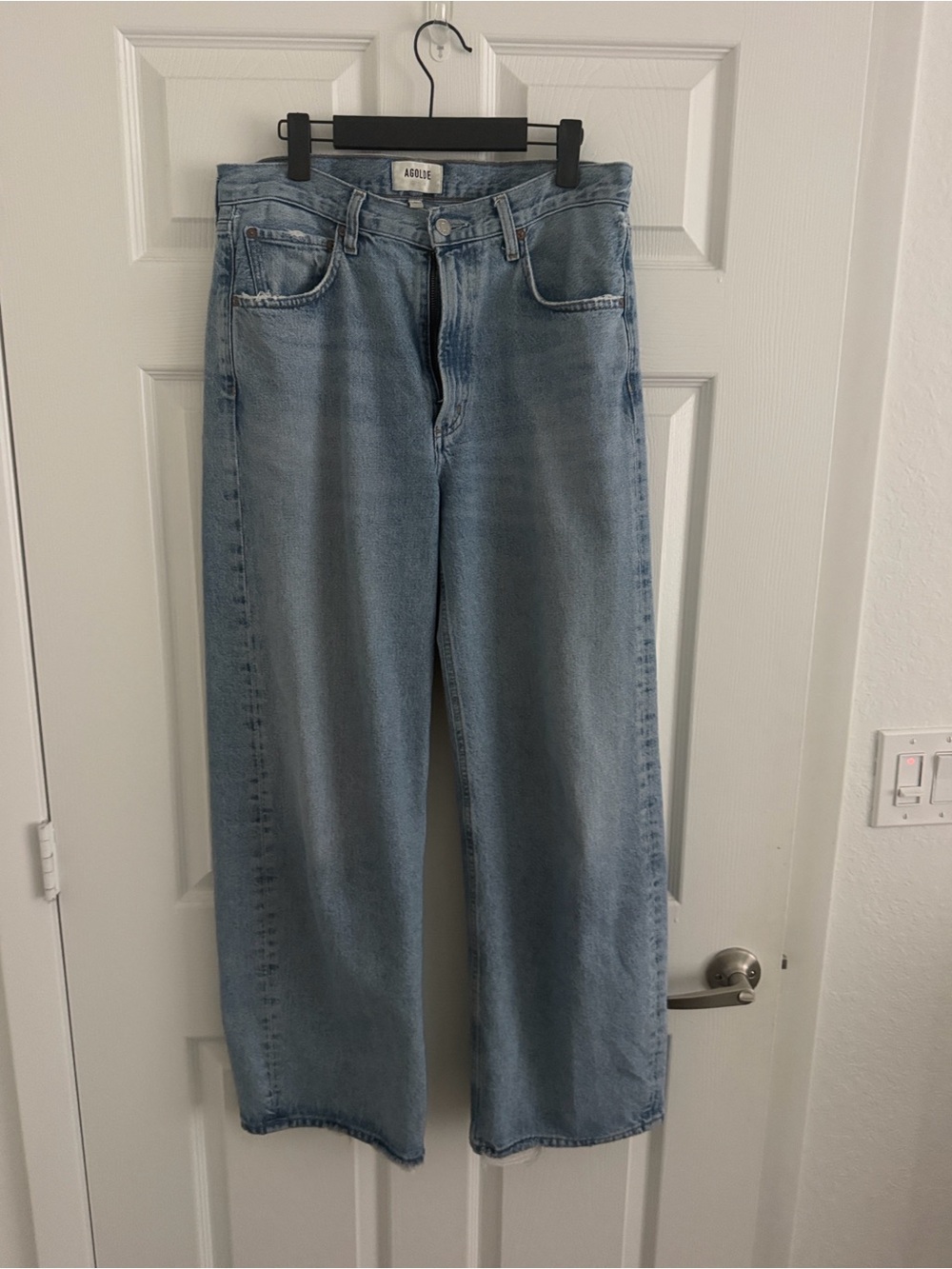 Agolde Light Blue Denim Jeans with Silver Button - Picture 2 of 4